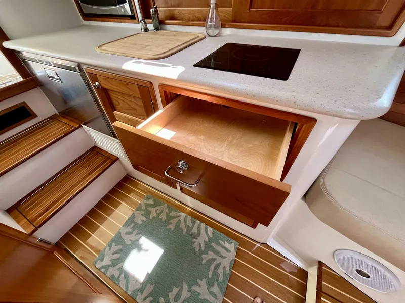 Slide: The Image of MJM 35z 2019 - 5514491