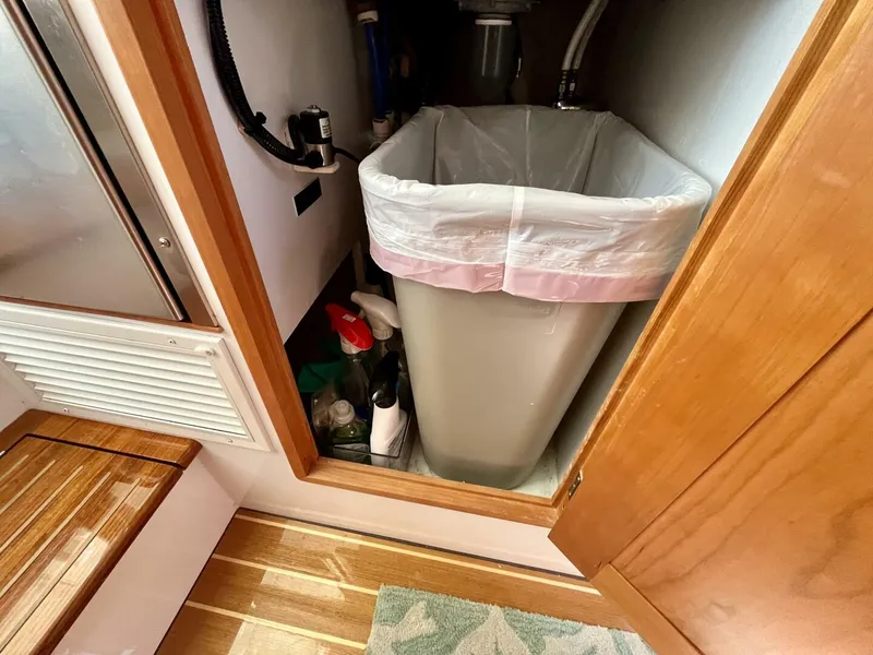 Slide: The Image of MJM 35z 2019 - 5514492