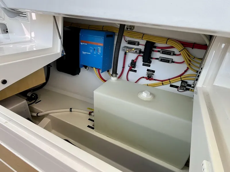 Slide: The Image of MJM 35z 2019 - 5514496