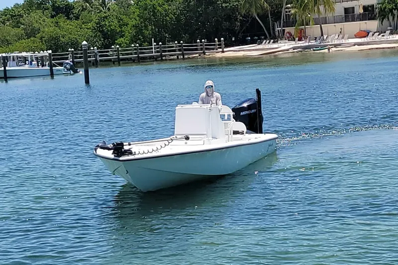 Slide: The Image of Yellowfin 24 Bay 2016 - 5514146