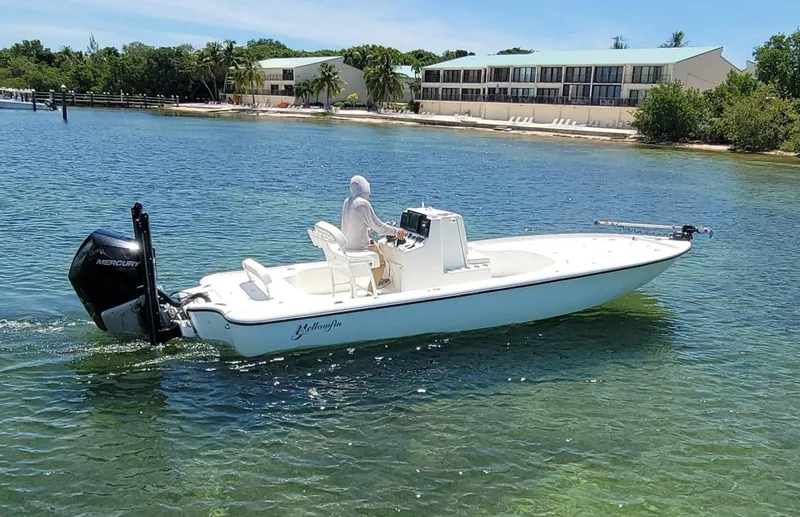 Slide: The Image of Yellowfin 24 Bay 2016 - 5514138