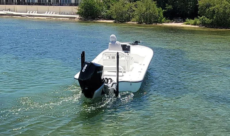 Slide: The Image of Yellowfin 24 Bay 2016 - 5514140