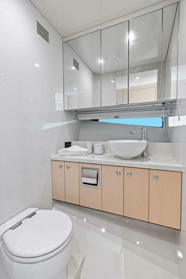 Slide: The Image of Scout 670 LXS 2026 - 5515166