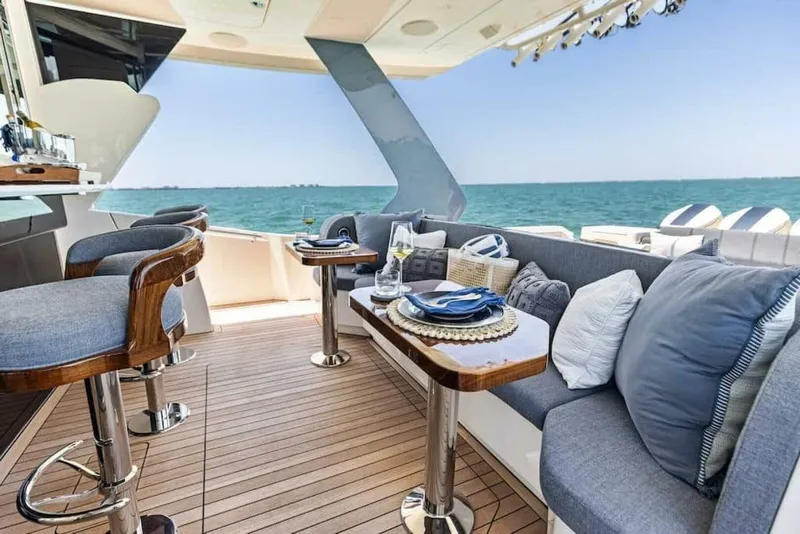 Slide: The Image of Scout 670 LXS 2026 - 5515259