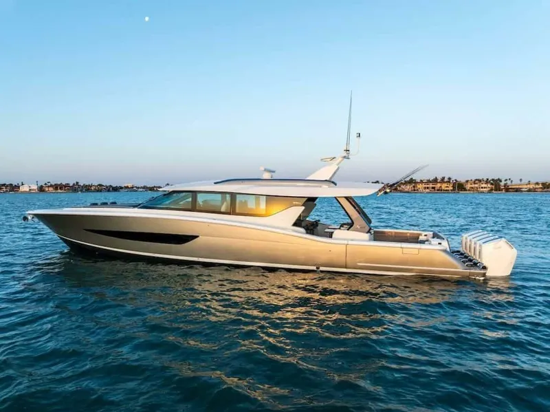 Slide: The Image of Scout 670 LXS 2026 - 5515163