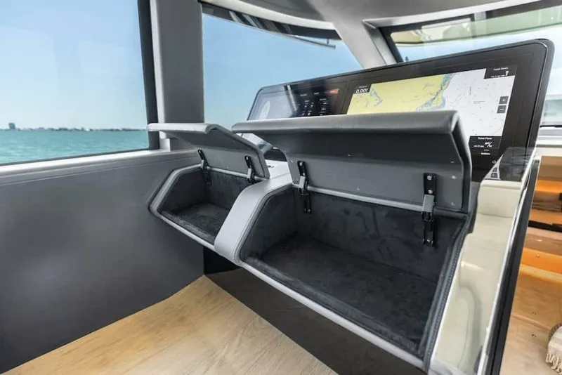 Slide: The Image of Scout 670 LXS 2026 - 5515203