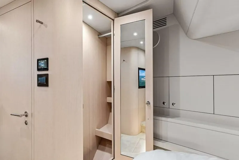 Slide: The Image of Scout 670 LXS 2026 - 5515176