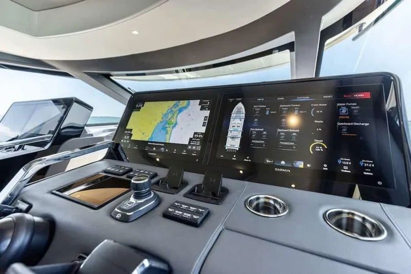 Slide: The Image of Scout 670 LXS 2027 - 5515201
