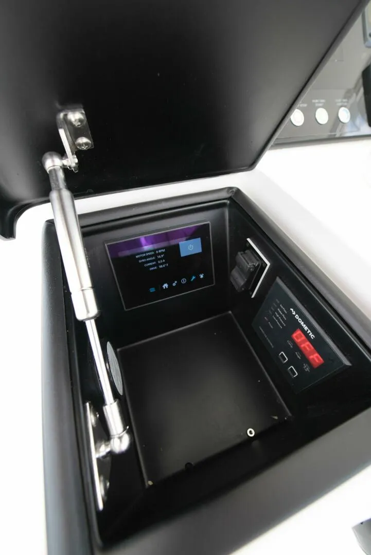 Slide: The Image of Viking 46 Billfish 2025 - 5515631