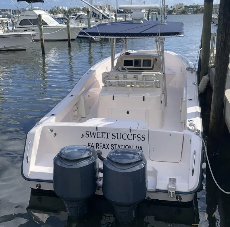 Slide: The Image of Grady-White 306 Bimini 2000 - 5515830