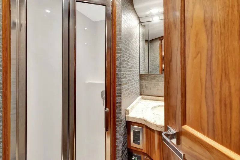 Slide: The Image of 2019 Viking 68 CNV "Desperado" - 5516185