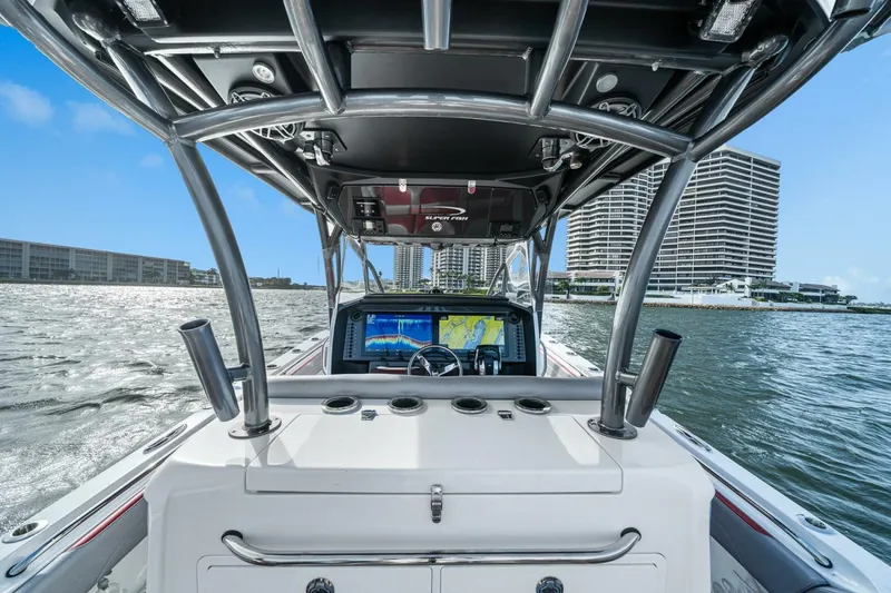 Slide: The Image of Nor-Tech 39' - Helm & Hardtop 2021 Nor-Tech 39' 392 Super Fish - 5515946