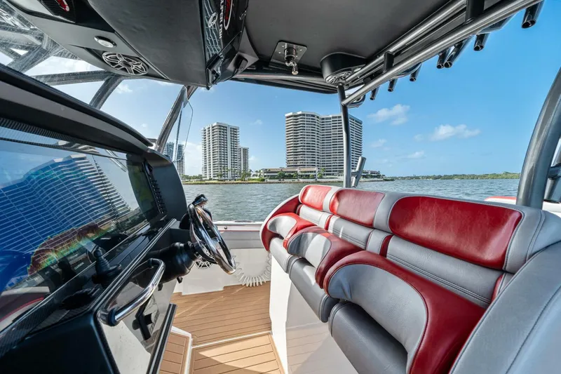 Slide: The Image of Nor-Tech 39' - Helm Station 2021 Nor-Tech 39' 392 Super Fish - 5515934