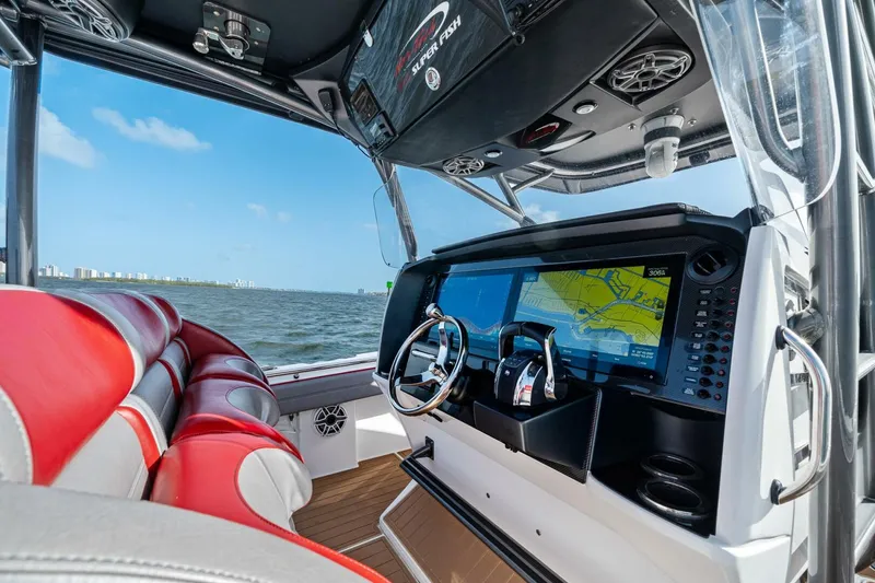 Slide: The Image of Nor-Tech 39' - Helm 2021 Nor-Tech 39' 392 Super Fish - 5515995