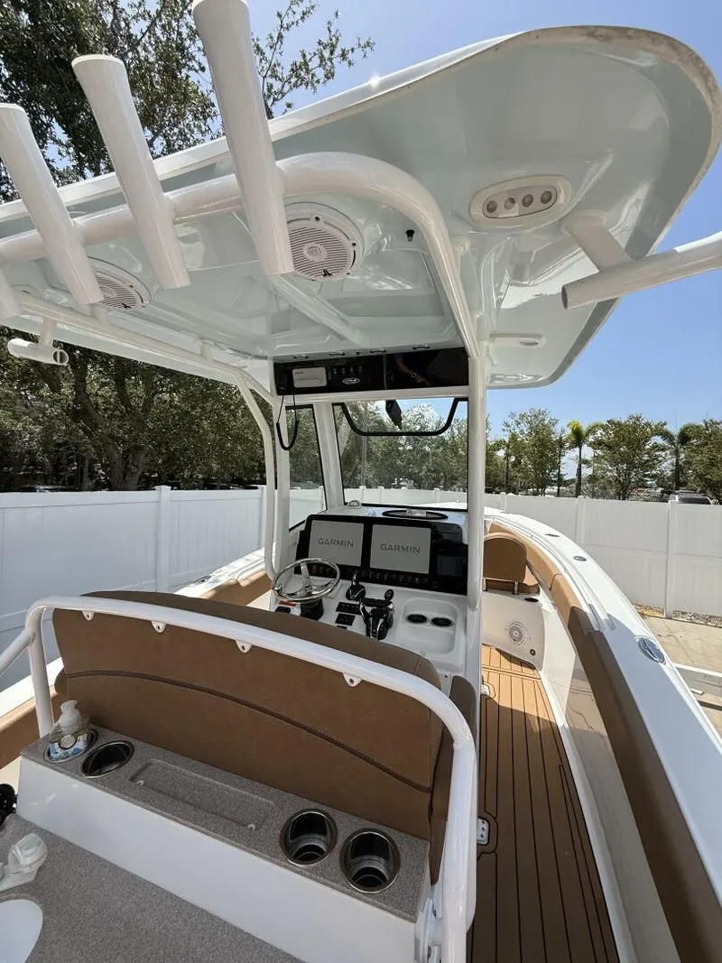 Slide: The Image of Sea Hunt Ultra 265 SE 2022 - 5529893