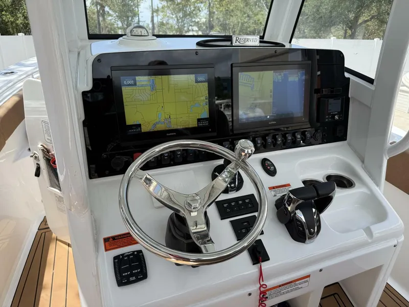Slide: The Image of Sea Hunt Ultra 265 SE 2022 - 5529894