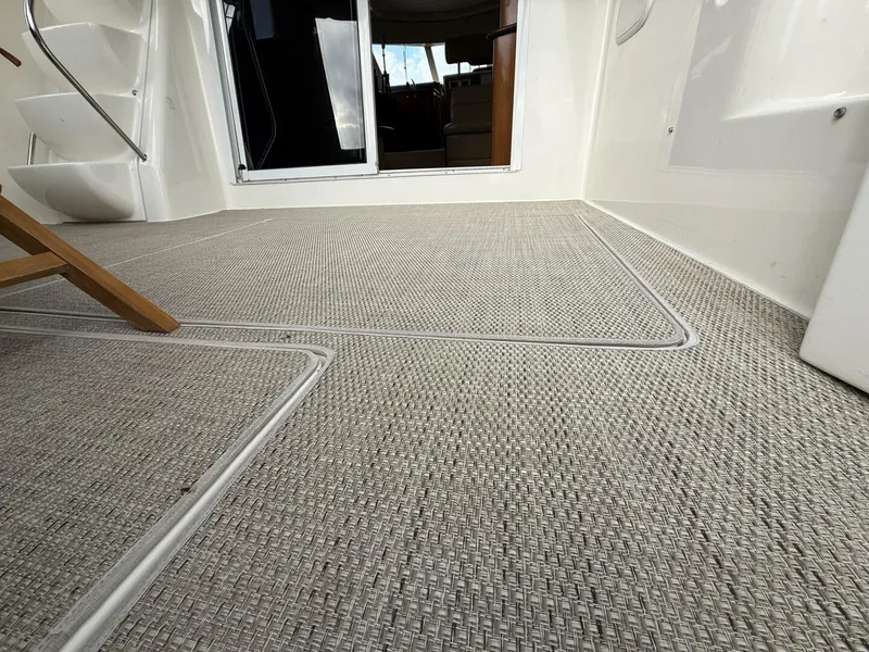 Slide: The Image of Meridian 411 Sedan Bridge 2006 - 5516583