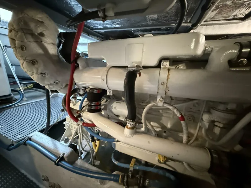 Slide: The Image of Meridian 411 Sedan Bridge 2006 - 5516609