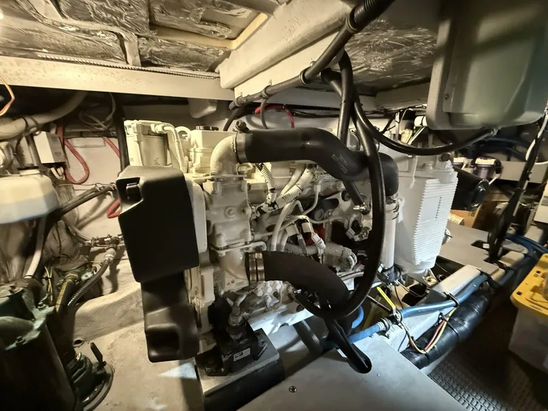 Slide: The Image of Meridian 411 Sedan Bridge 2006 - 5516611