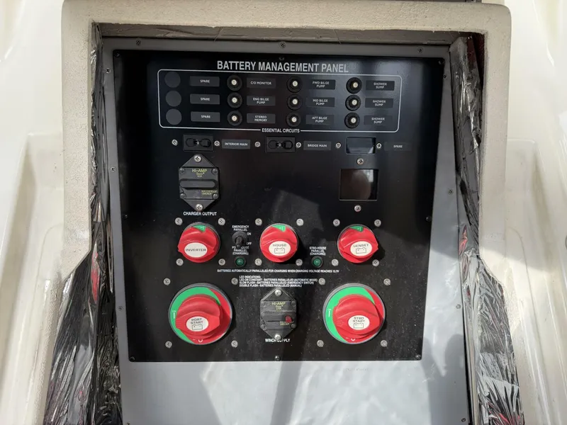 Slide: The Image of Meridian 411 Sedan Bridge 2006 - 5516615