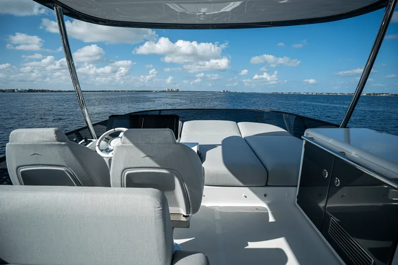 Slide: The Image of Azimut Fly 53 2026 - 5516651