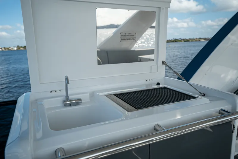 Slide: The Image of Azimut Fly 53 2026 - 5516654