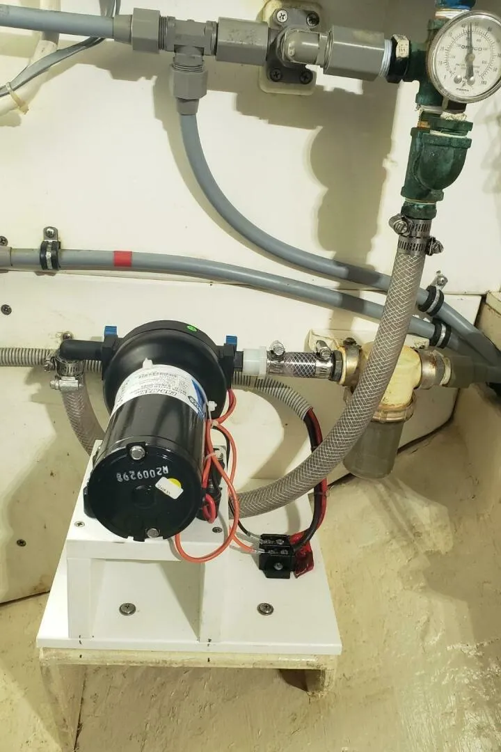 Slide: The Image of Little Harbor 51 Pilothouse 1996 - 5517417