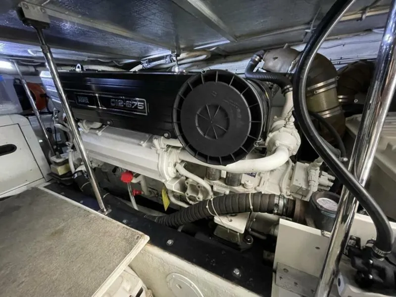 Slide: The Image of 2004 Carver 56 Voyager Sonshine - 5517921