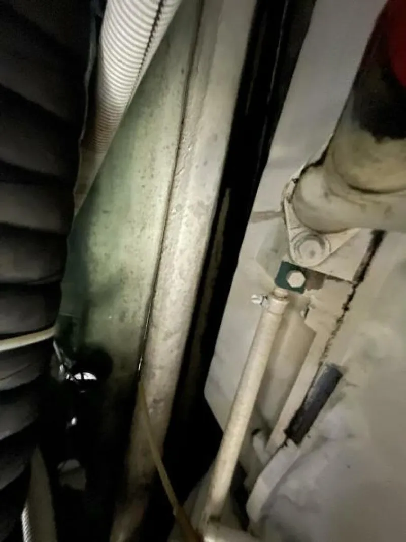 Slide: The Image of 2004 Carver 56 Voyager Sonshine - 5517924