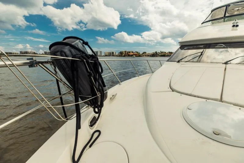 Slide: The Image of 2004 Carver 56 Voyager Sonshine - 5517937