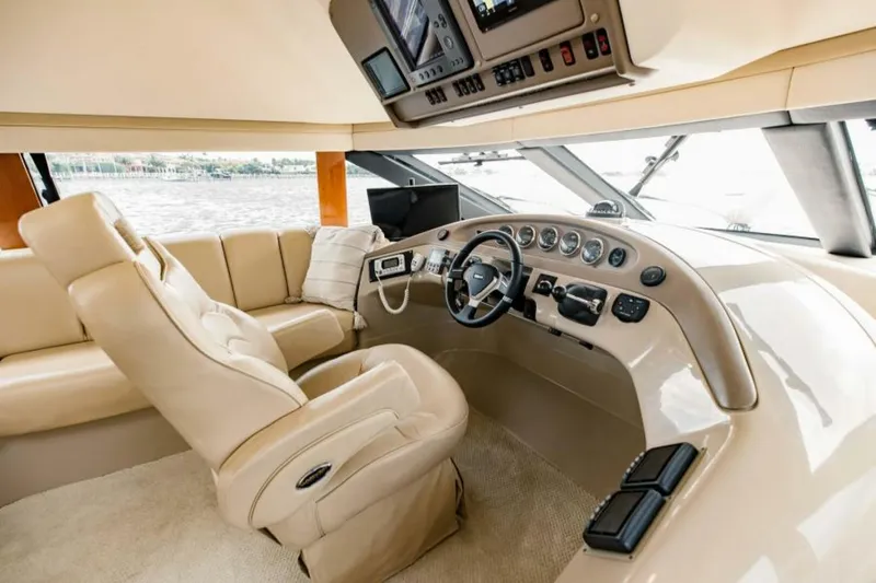 Slide: The Image of 2004 Carver 56 Voyager Sonshine - 5517818