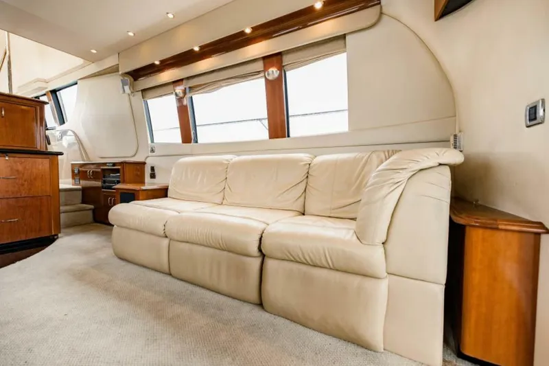 Slide: The Image of 2004 Carver 56 Voyager Sonshine - 5517791