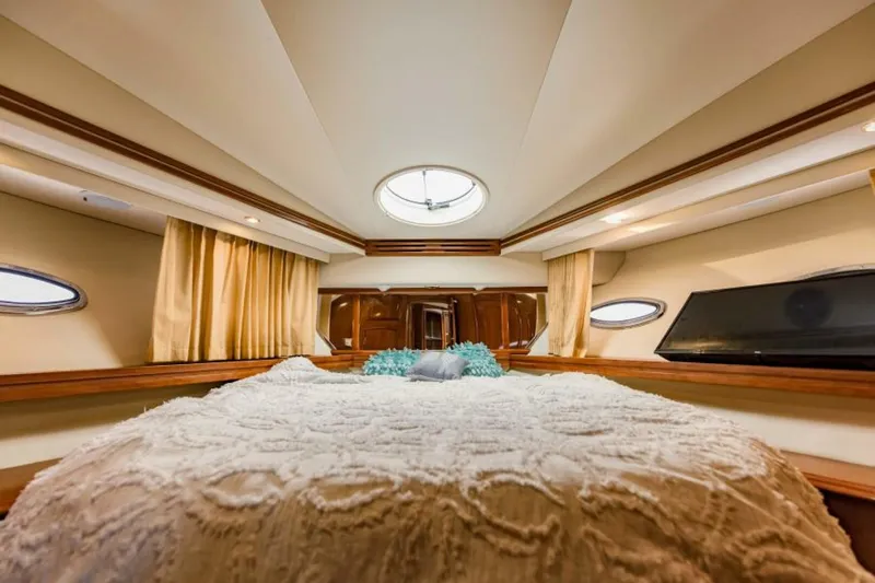 Slide: The Image of 2004 Carver 56 Voyager Sonshine - 5517861