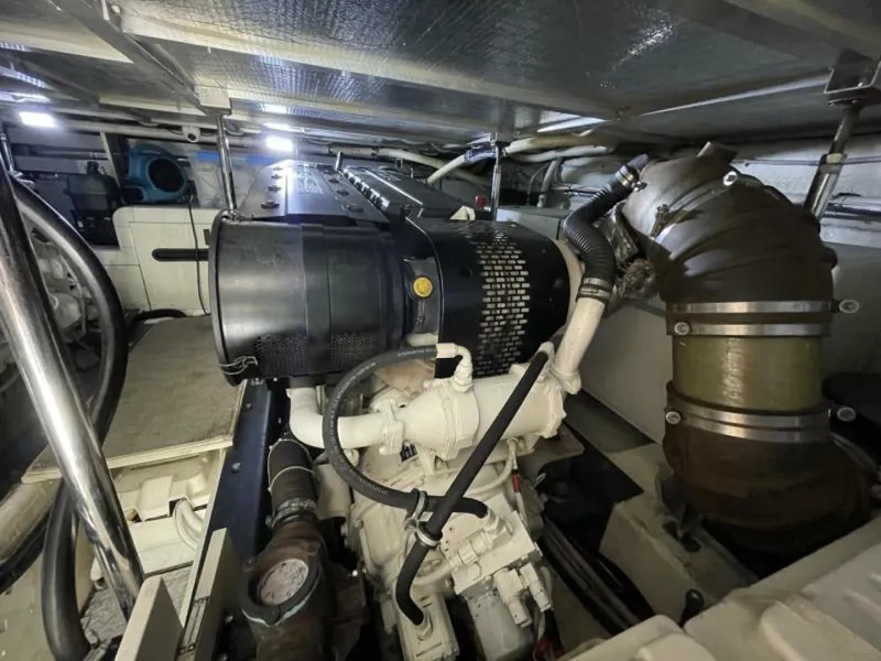 Slide: The Image of 2004 Carver 56 Voyager Sonshine - 5517922