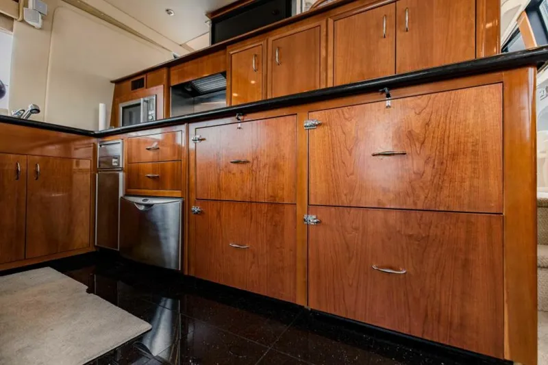 Slide: The Image of 2004 Carver 56 Voyager Sonshine - 5517808