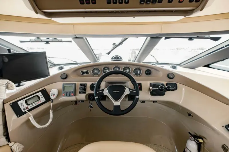 Slide: The Image of 2004 Carver 56 Voyager Sonshine - 5517817