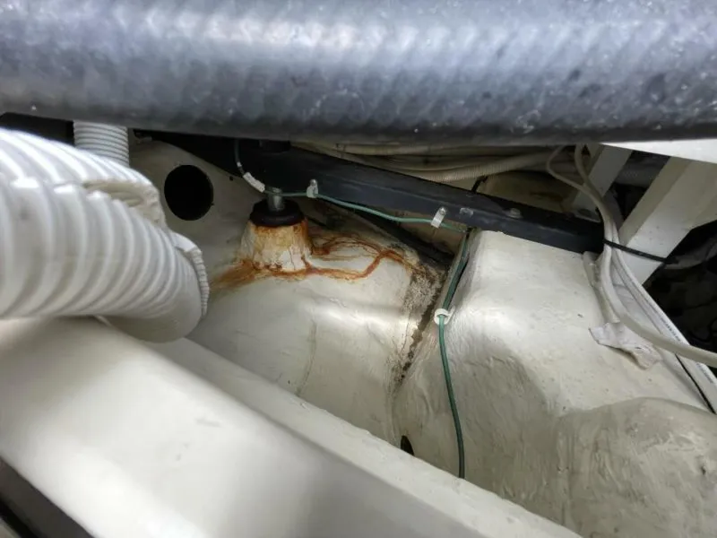 Slide: The Image of 2004 Carver 56 Voyager Sonshine - 5517911