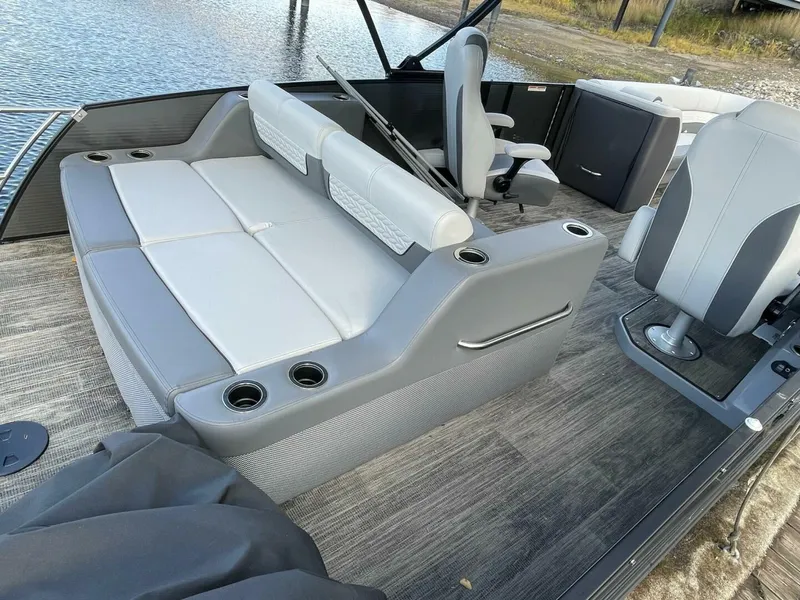 Slide: The Image of Godfrey MC255DFL 2024 - 5524319