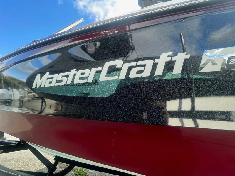 Slide: The Image of Mastercraft XT24 2024 - 5524371