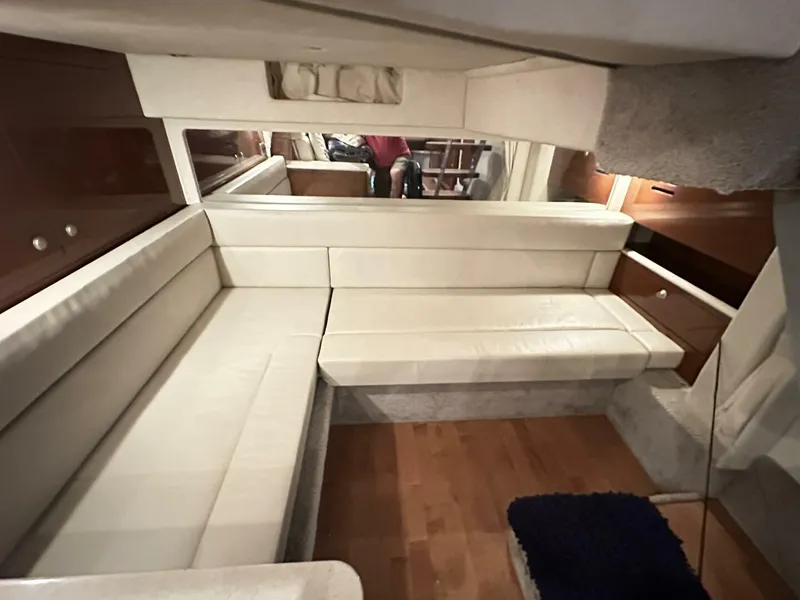 Slide: The Image of Sea Ray 37 2009 - 5518938