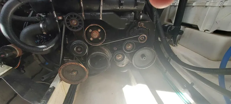 Slide: The Image of Sea Ray 37 2009 - 5518946