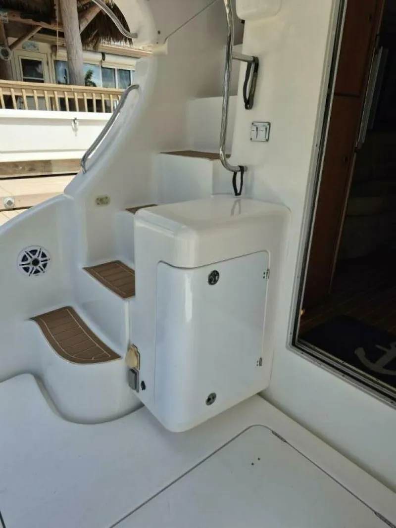 Slide: The Image of Silverton 38 Convertible 2002 - 5518342