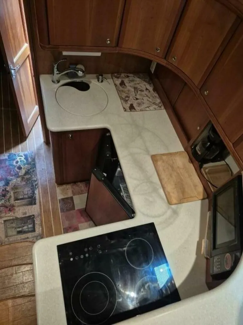 Slide: The Image of Silverton 38 Convertible 2002 - 5518348