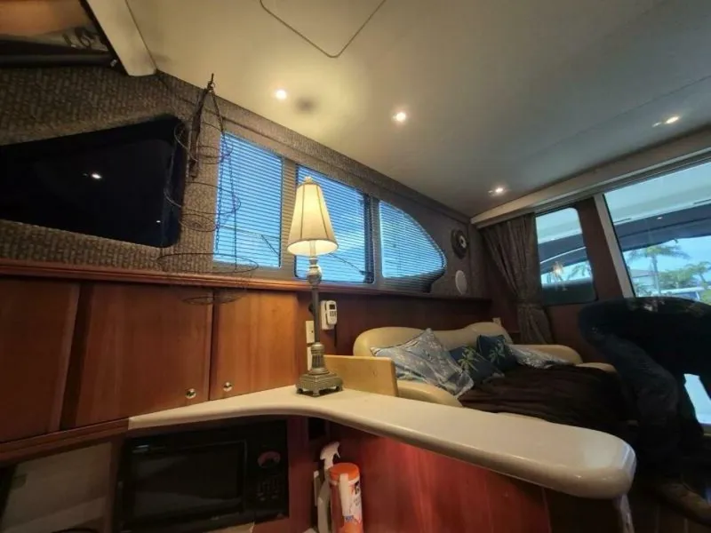 Slide: The Image of Silverton 38 Convertible 2002 - 5518362