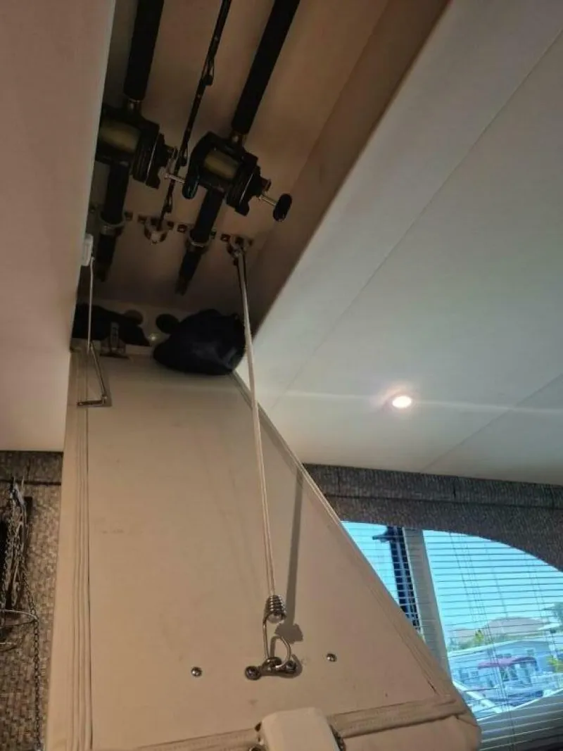 Slide: The Image of Silverton 38 Convertible 2002 - 5518368