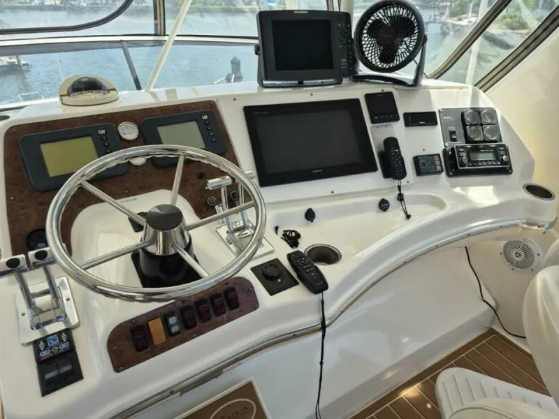 Slide: The Image of Silverton 38 Convertible 2002 - 5518330