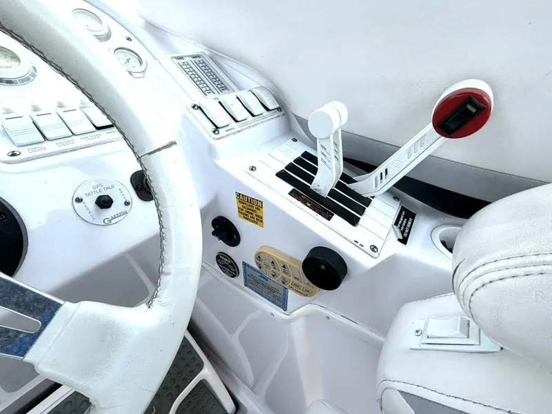 Slide: The Image of Donzi 33ZX 2005 - 5520184