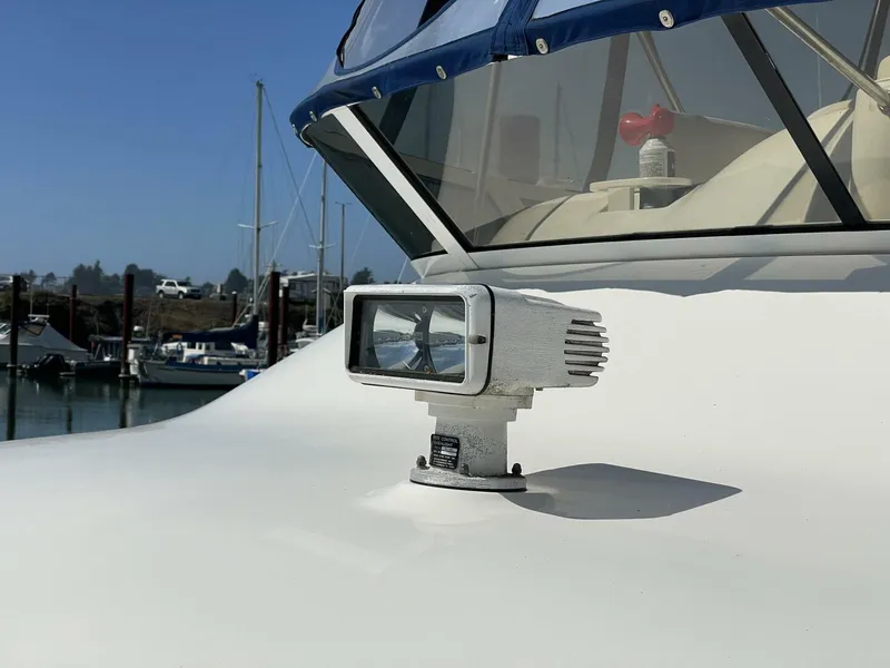 Slide: The Image of Sea Ray 400 Sedan Bridge 2000 - 5672449