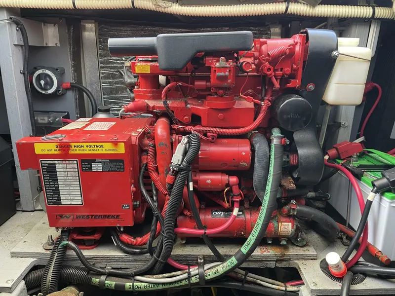 Slide: The Image of Sea Ray 400 Sedan Bridge 2000 - 5672560