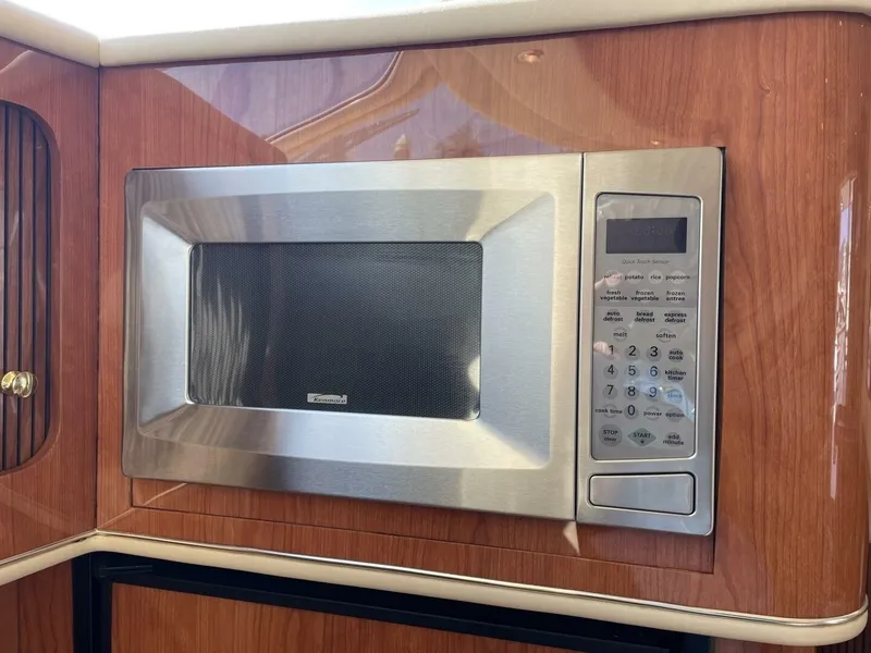 Slide: The Image of Sea Ray 400 Sedan Bridge 2000 - 7528777